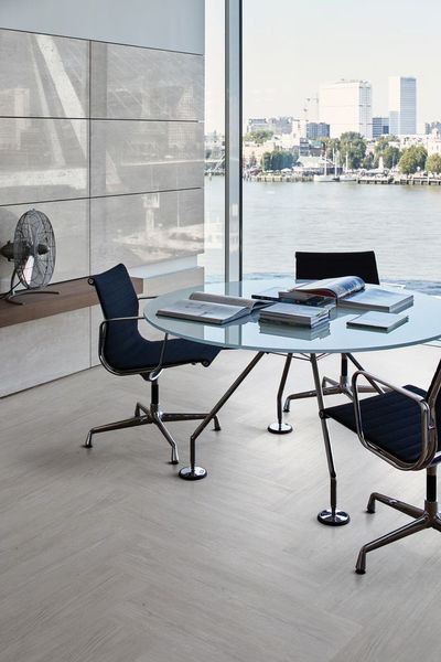 Interface Level Set Textured Woodgrains LVT podna obloga - Podovi - 2748