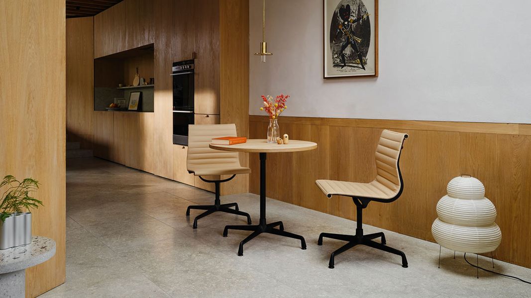 Vitra Aluminijske stolice EA 101/103/104 - Blagovaonske stolice - 2893