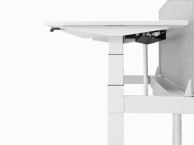 Herman Miller podesivi radni stol Nevi - Uredski radni stolovi - 4601