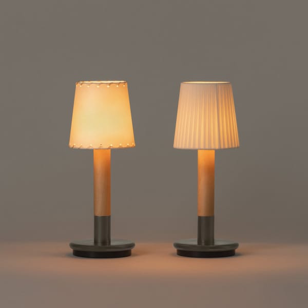 Santa&Cole Básica Mínima Batería stolna svjetiljka - Stolne lampe - 4983