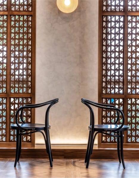 Ton 30 stolica - Blagovaonske stolice - 5521