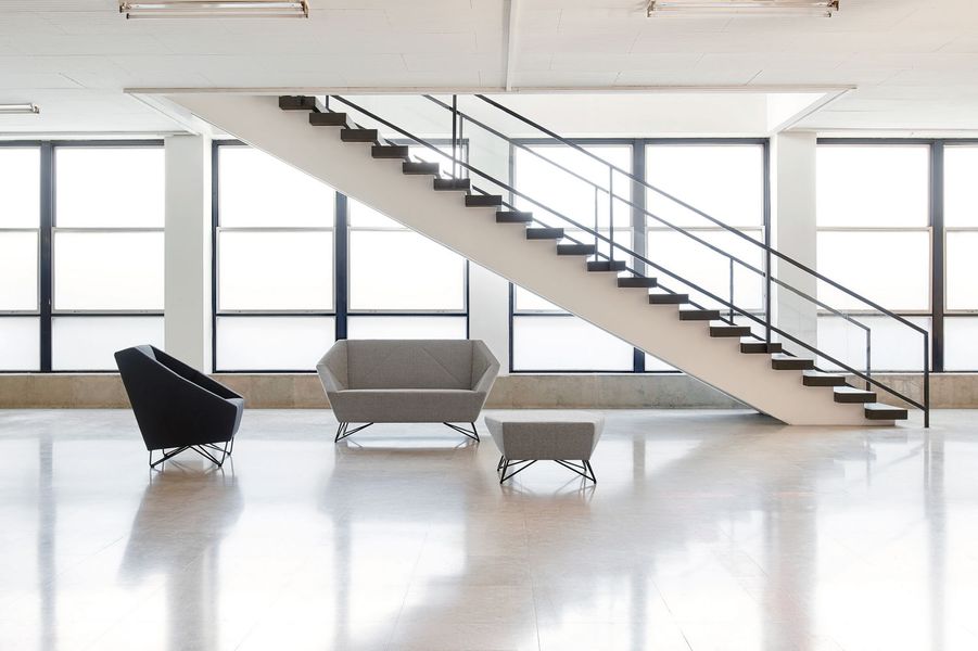 Prostoria - 3Angle moderna sofa