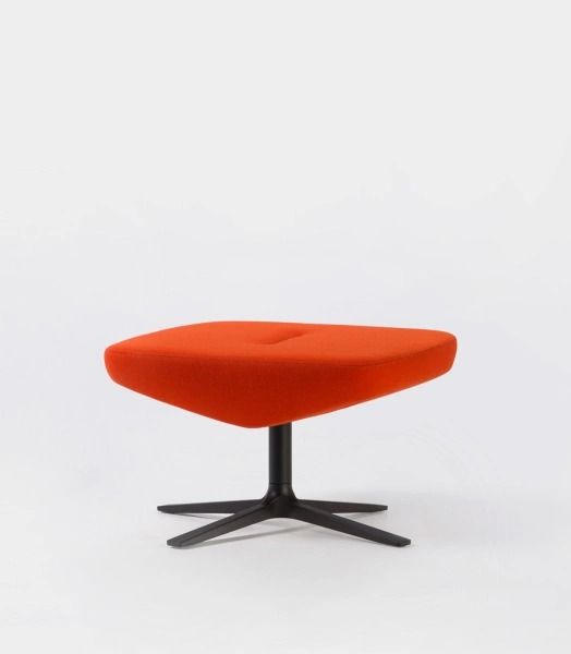 Prostoria nameštaj - Trifidae tabure