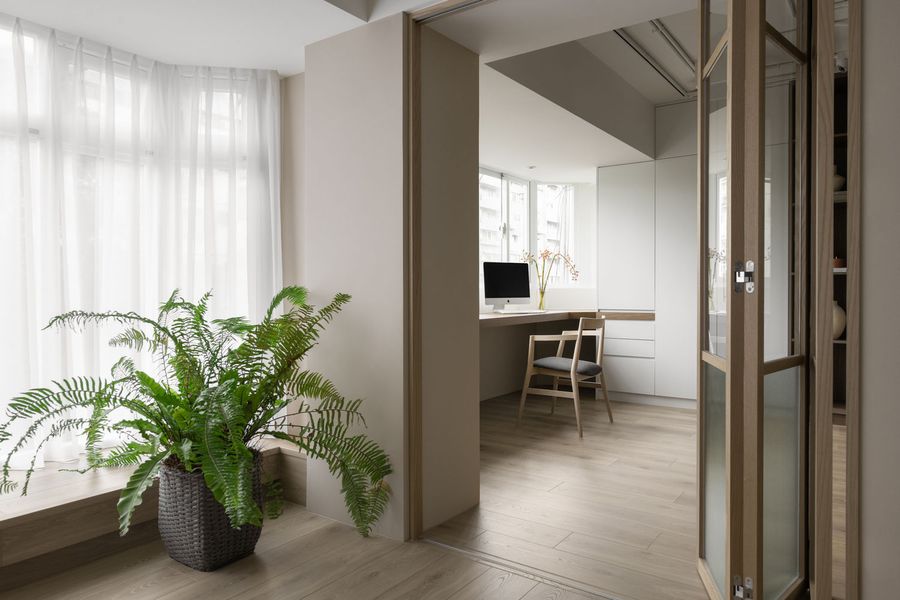 Dobra stolica - Blagovaonske stolice - 1077