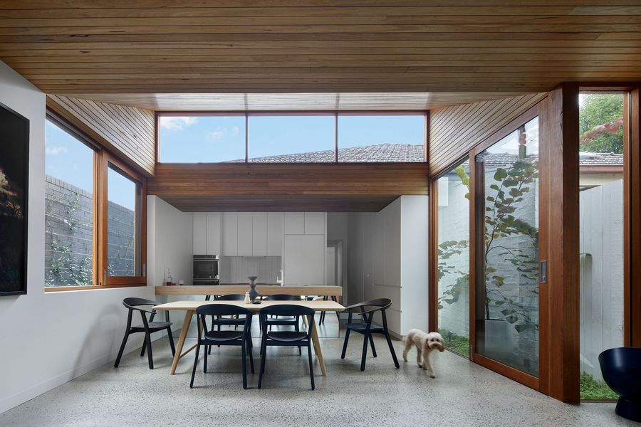 Rhomb stolica - Blagovaonske stolice - 1117