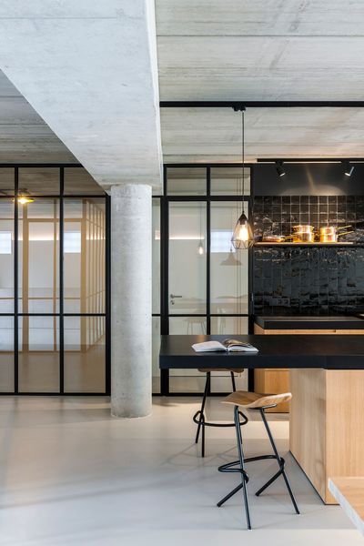 Strain barska stolica - Barske stolice i hoklice - 1187