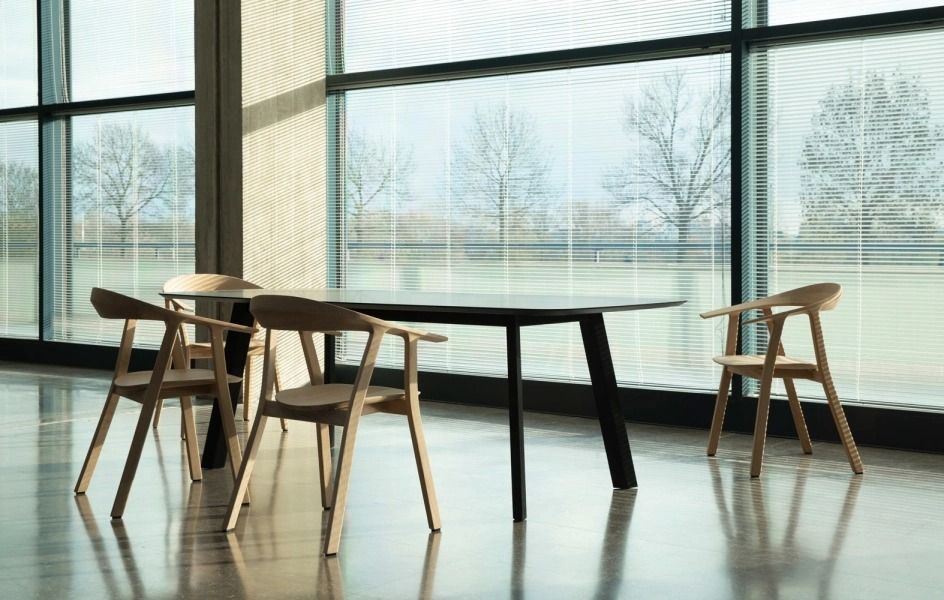 Prostoria - Rhomb radni sto - kancelarija