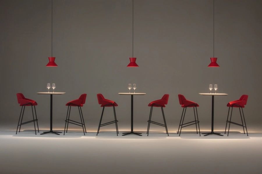 Trifidae stolovi - Blagovaonski stolovi - 1225