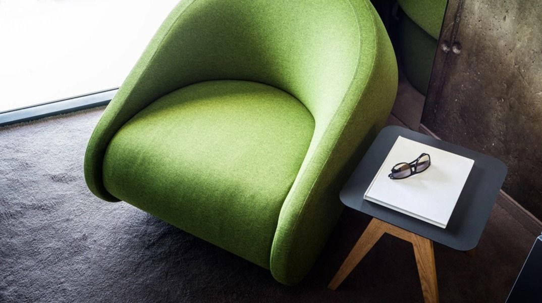 Prostoria - Monk klub stolovi