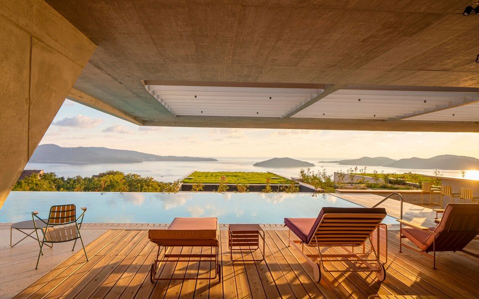 Prostoria : Jugo ležaljka za eksterijer, hotel