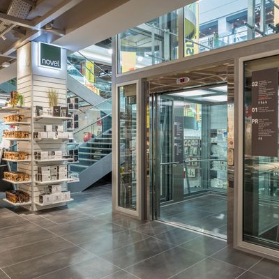 Atlas Gigas R lift za komercijalne i javne objekte - Stepeništa, dizala i pristup - 1469