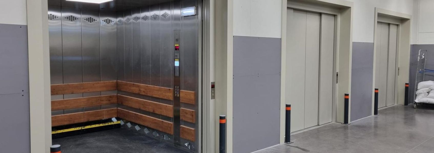 Hidraulični teretni lift - Stepeništa, dizala i pristup - 1474