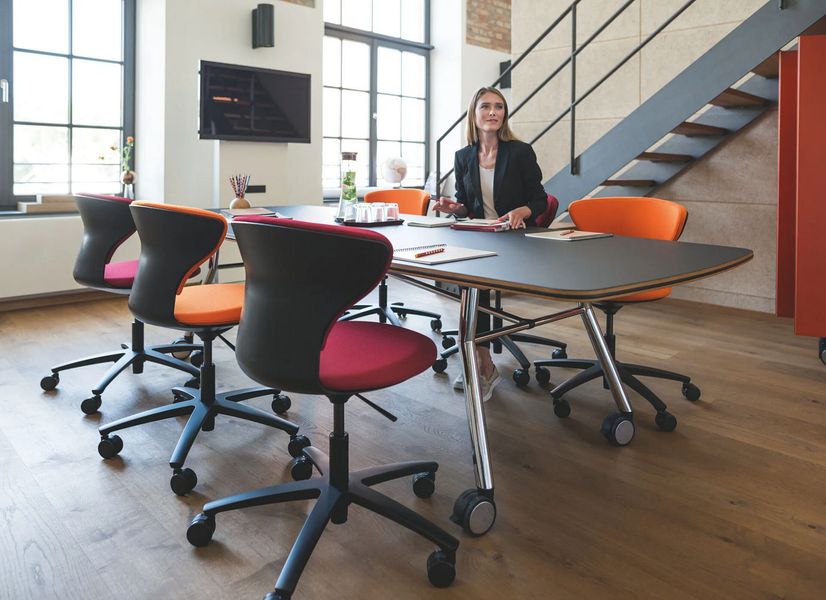 Turn around swivel chair - Uredske radne stolice i fotelje - 1802