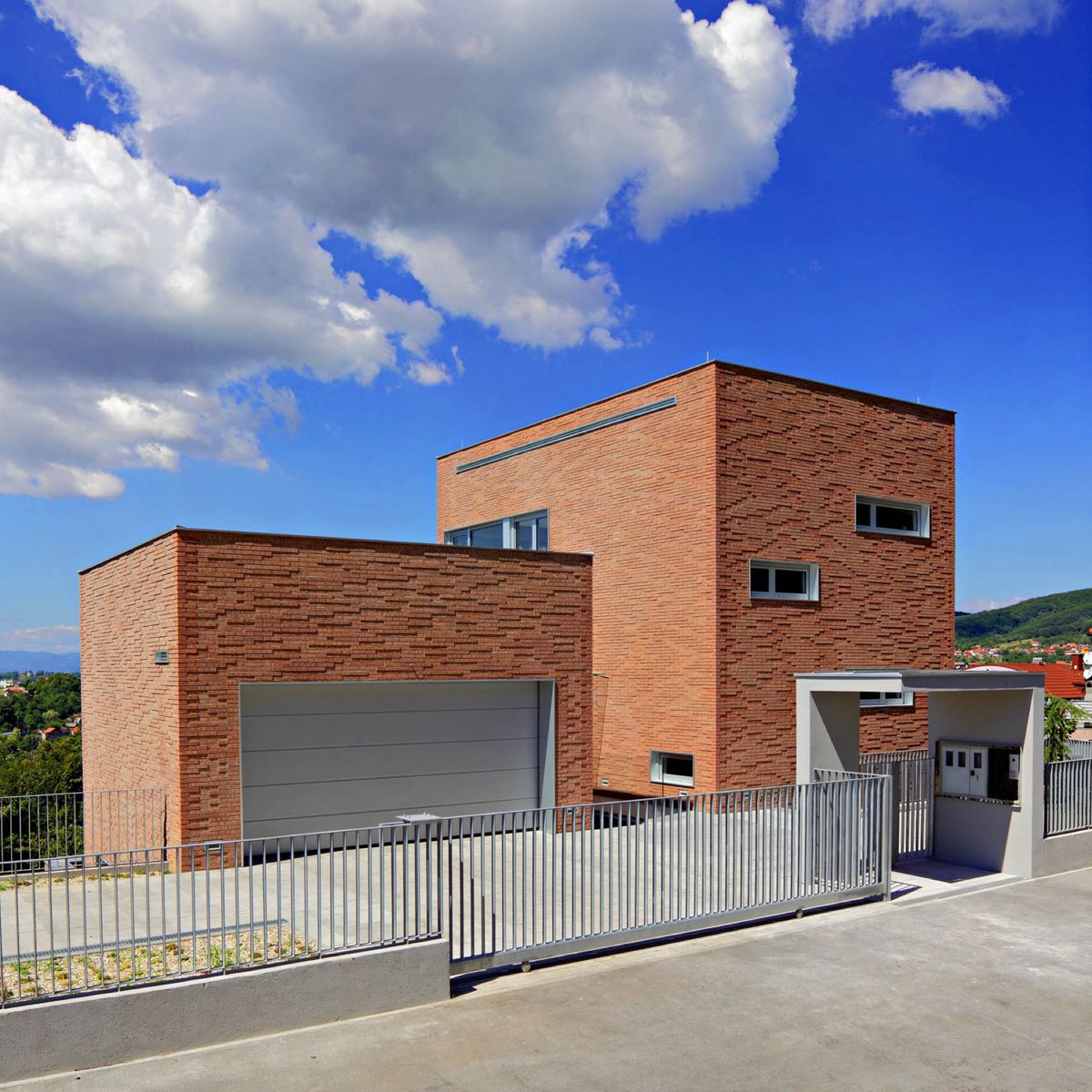 Obiteljska kuća u Serdarovoj ulici - Kuće - 1296