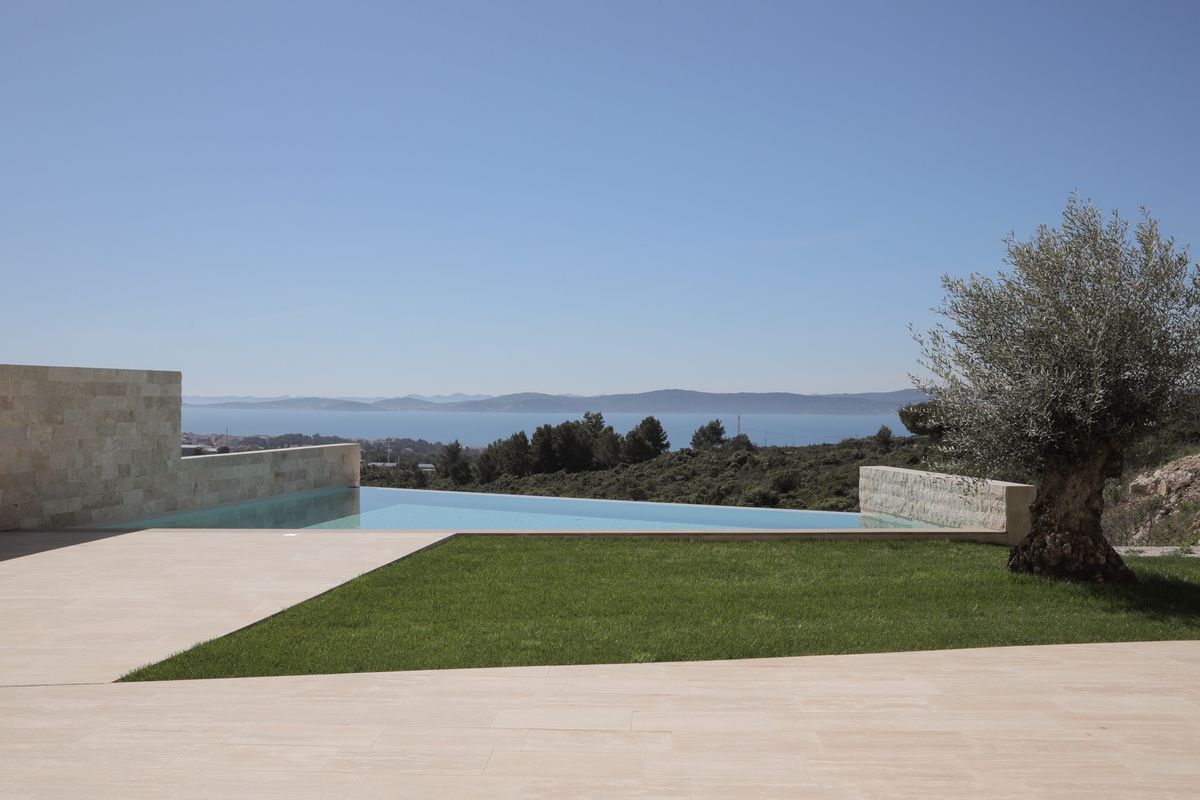 Dva kontrastna ambijenta kuće u Zadru - Kuće - 1422