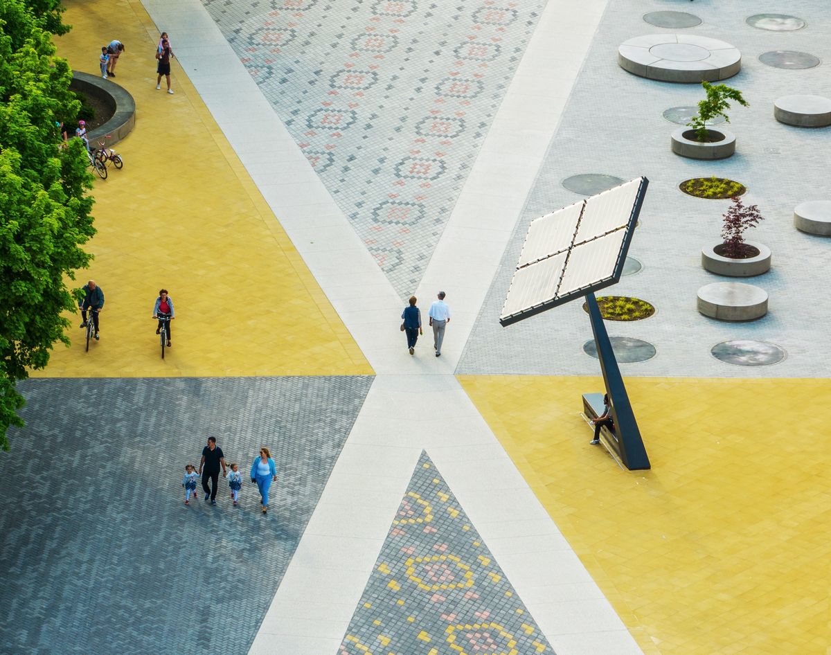 Rekonstrukcija središnjih trgova u Koprivnici - Javni objekti - 1445