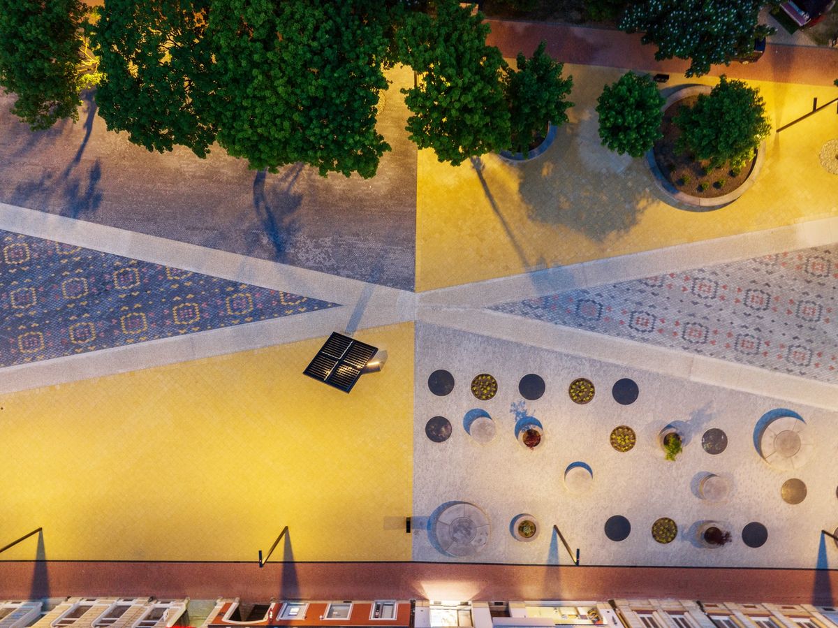 Rekonstrukcija središnjih trgova u Koprivnici - Javni objekti - 1464