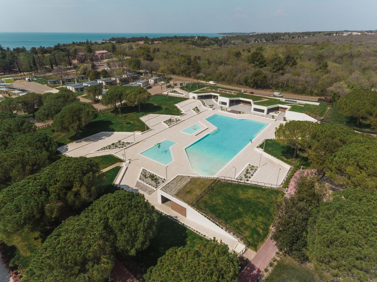 Bazen i recepcija kampa Stella Maris u Umagu - Turistički objekti - 1482