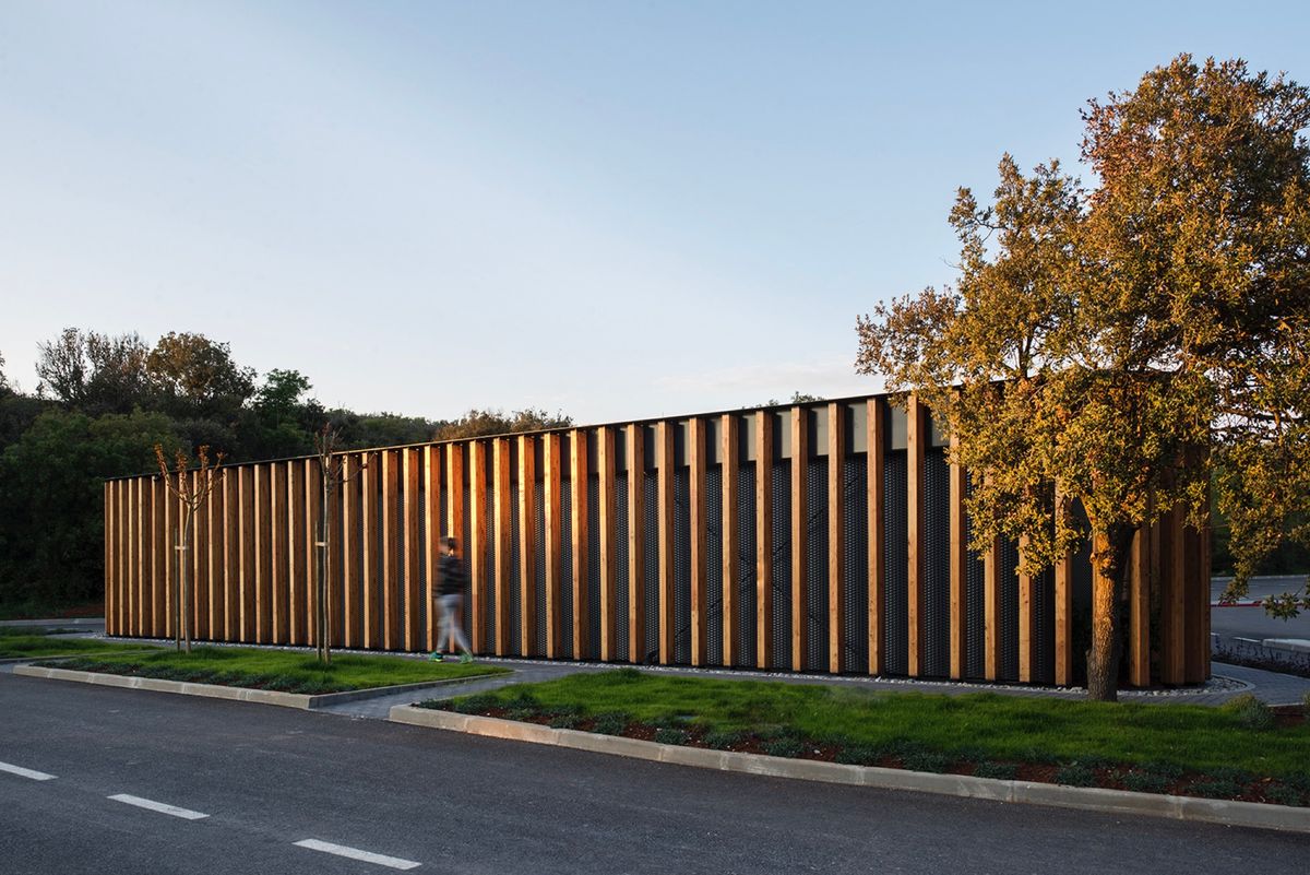 Rekonstrukcija kampova Mon Perin - Turistički objekti - 1538