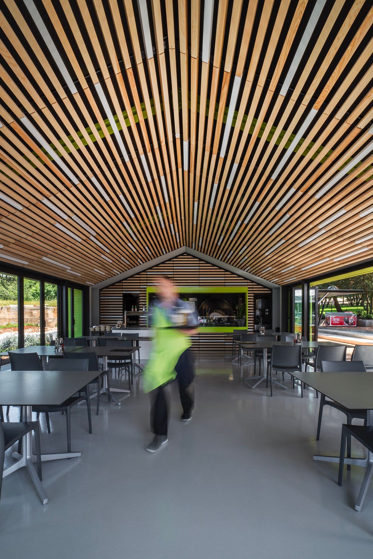 Rekonstrukcija kampova Mon Perin - Turistički objekti - 1548