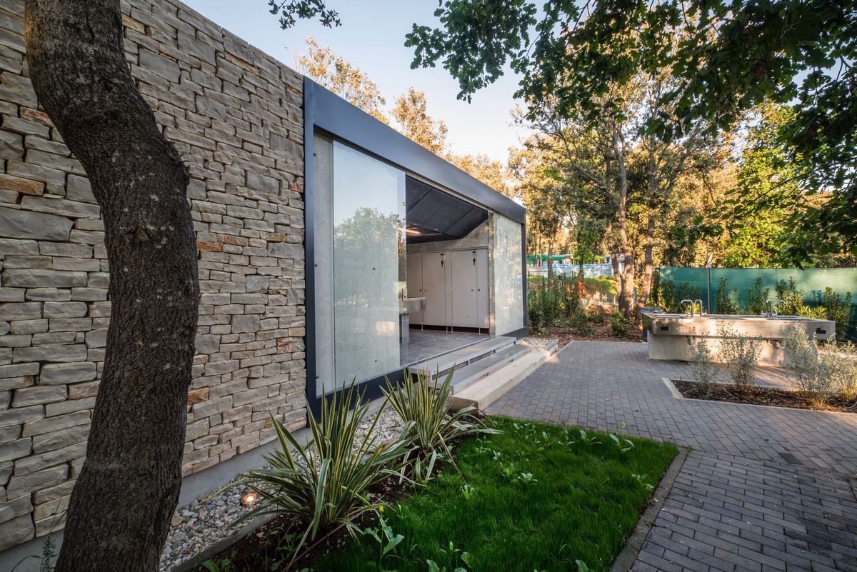 Rekonstrukcija kampova Mon Perin - Turistički objekti - 1551