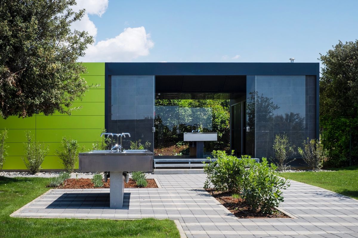 Rekonstrukcija kampova Mon Perin - Turistički objekti - 1552