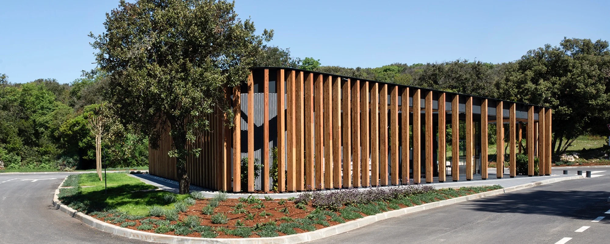 Rekonstrukcija kampova Mon Perin