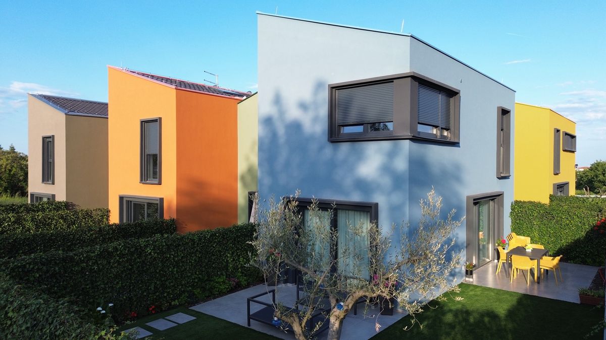 Gradske kuće Maj - Višestambeni objekti - 1590