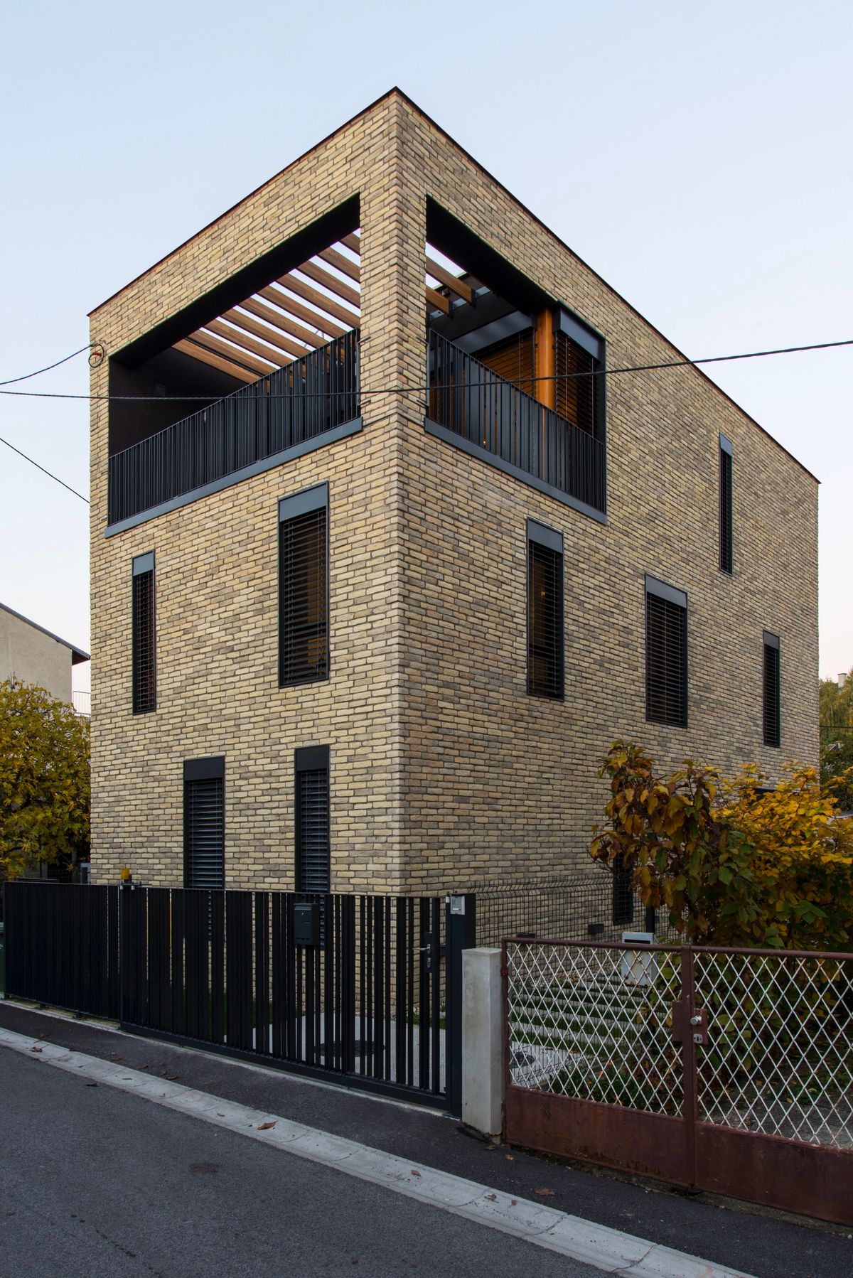 ‘Obična’ gradska kuća GRN - Kuće - 1638