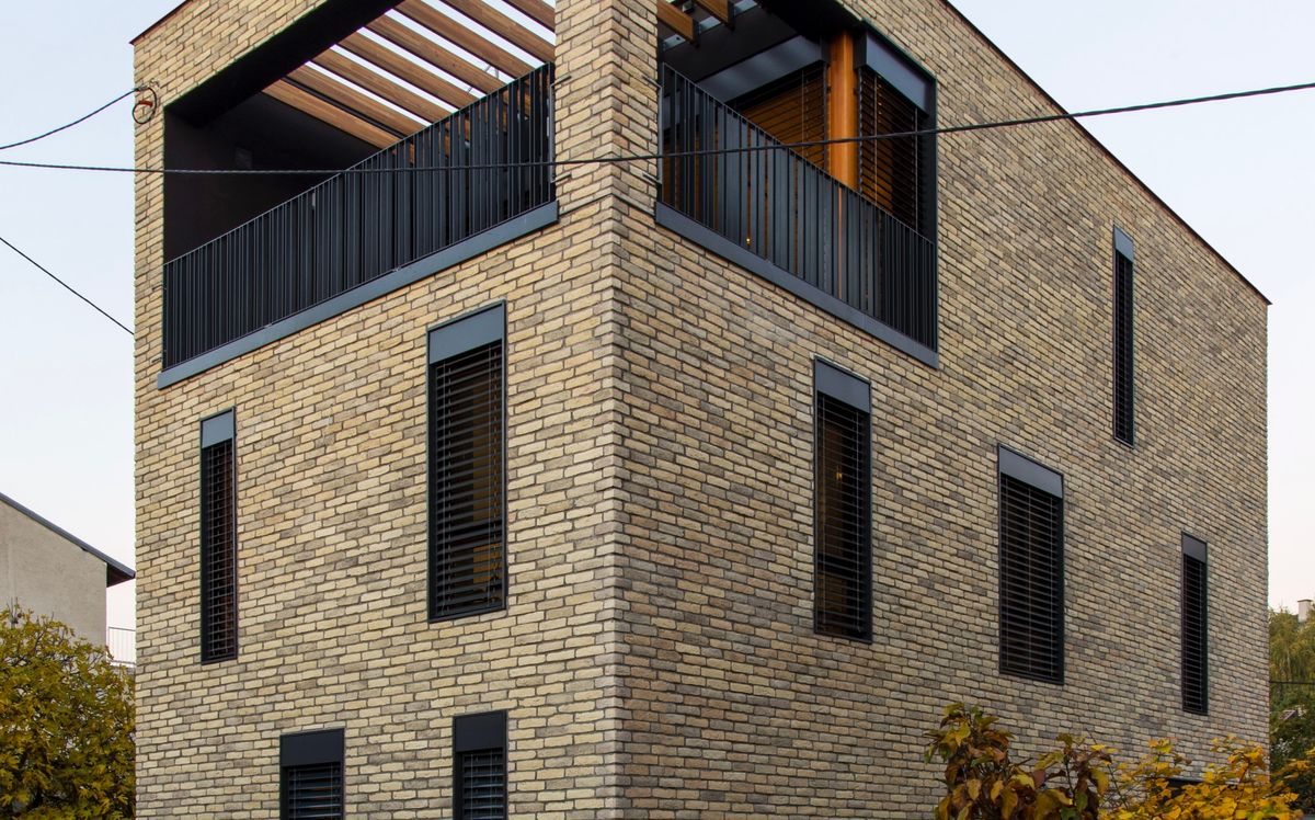 ‘Obična’ gradska kuća GRN - Kuće - 1641