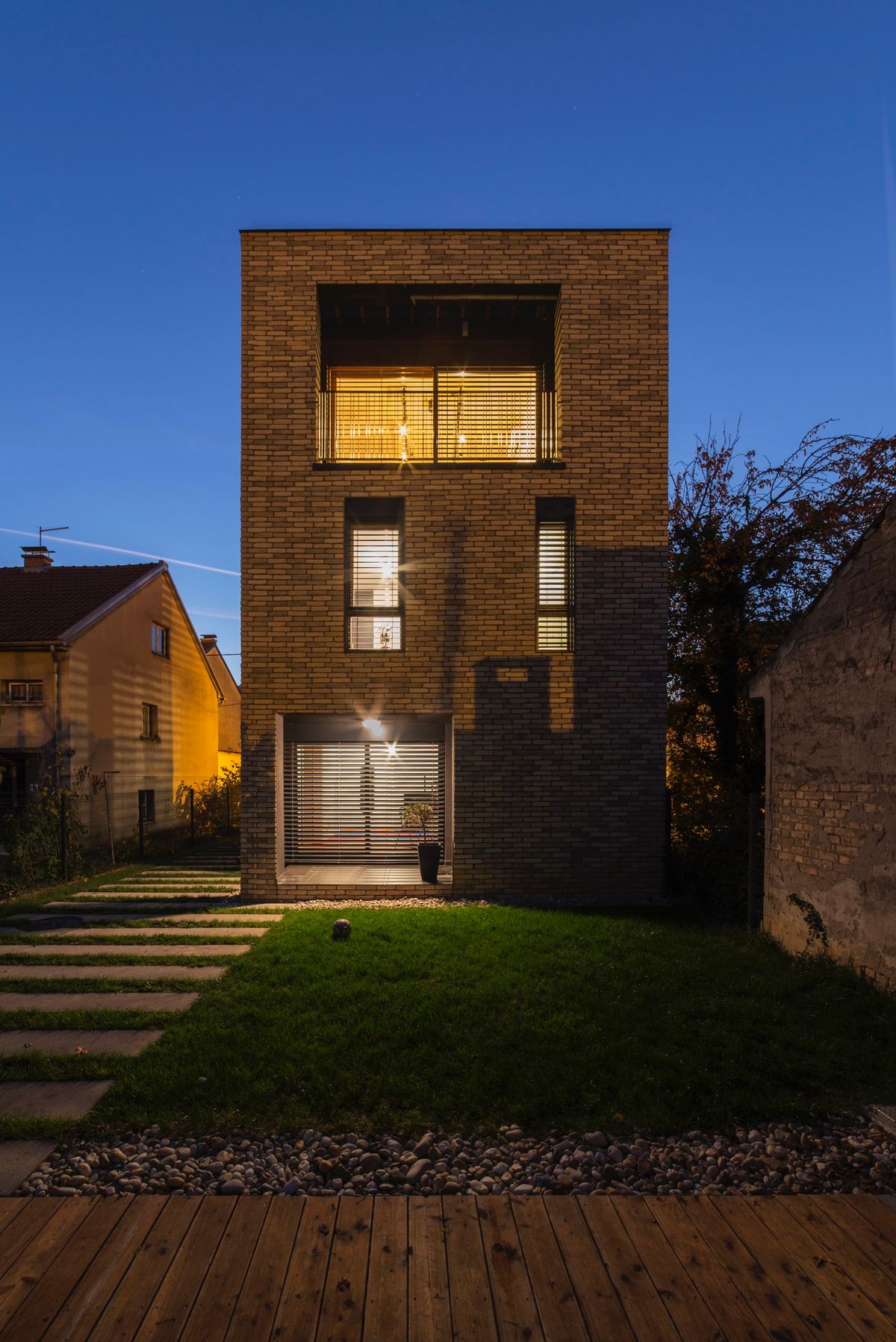 ‘Obična’ gradska kuća GRN - Kuće - 1649