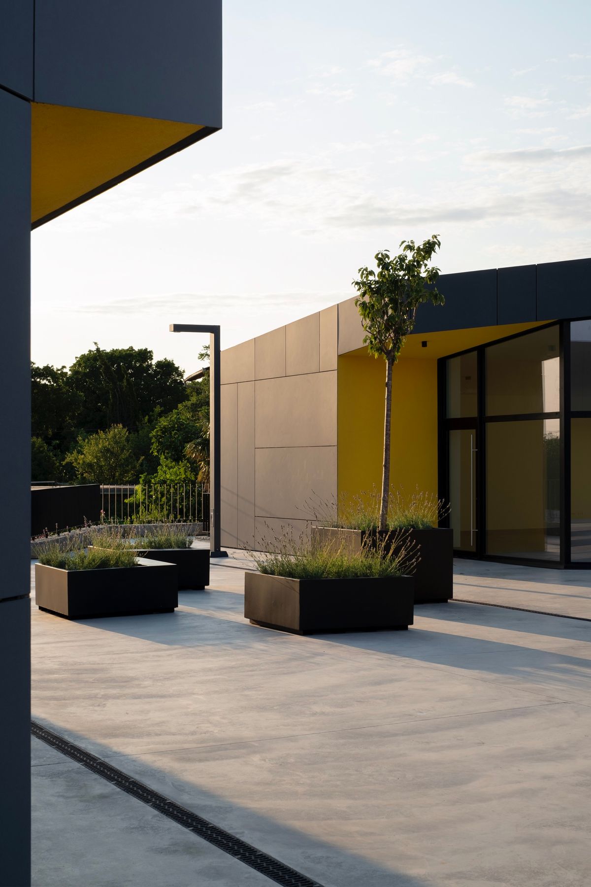 Boćalište Gornji Kraj – Ladvić - Javni objekti - 1675