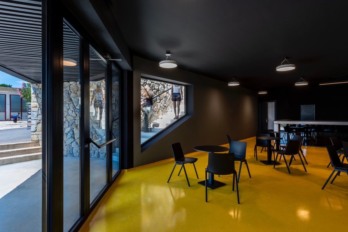 Boćalište Gornji Kraj – Ladvić - Javni objekti - 1677