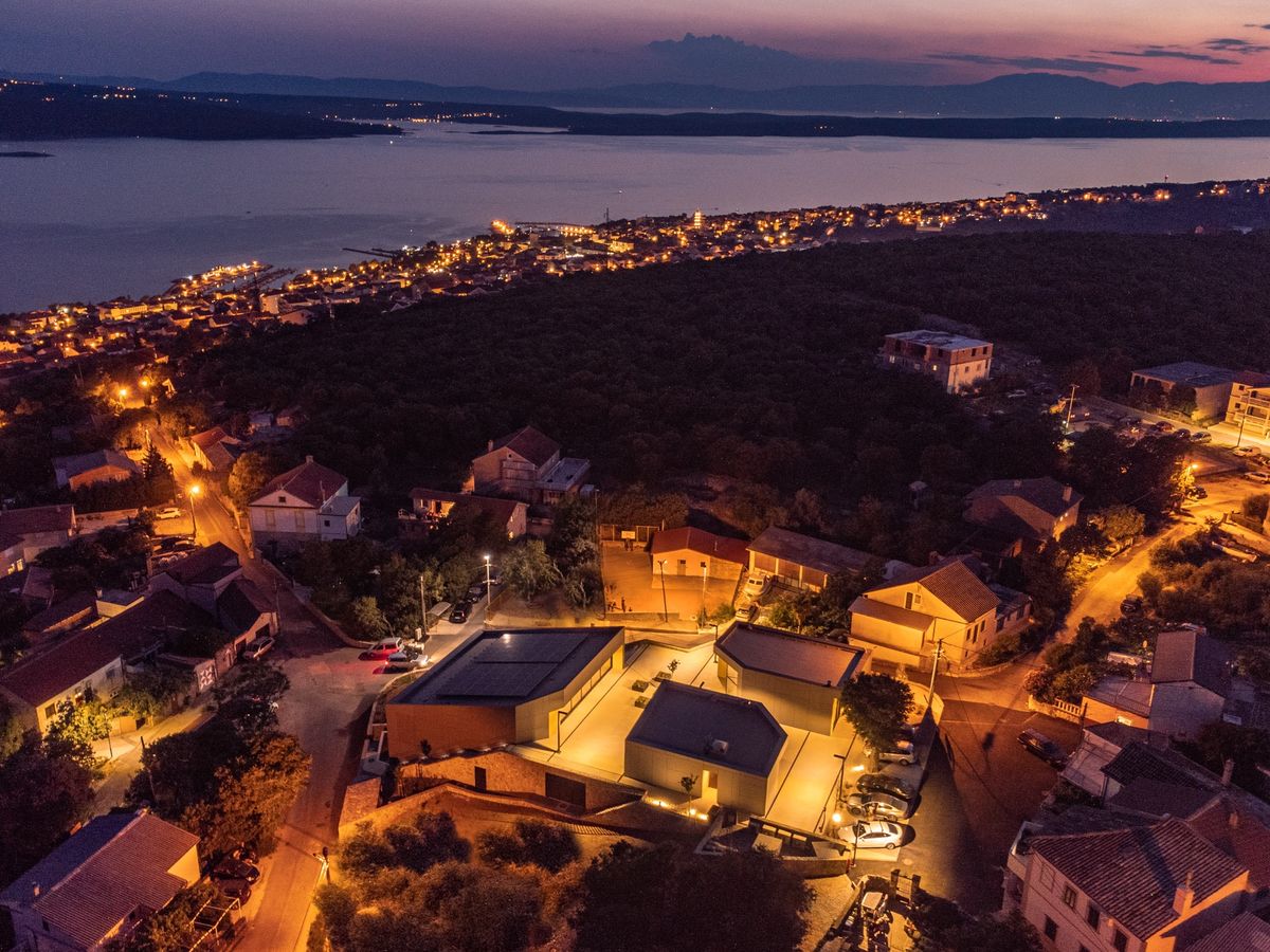 Boćalište Gornji Kraj – Ladvić - Javni objekti - 1692