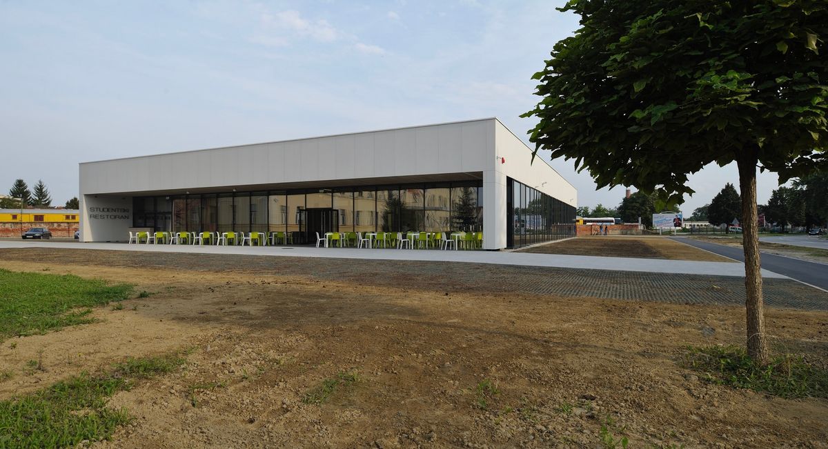 Studentski dom i restoran u Varaždinu - Javni objekti - 1810