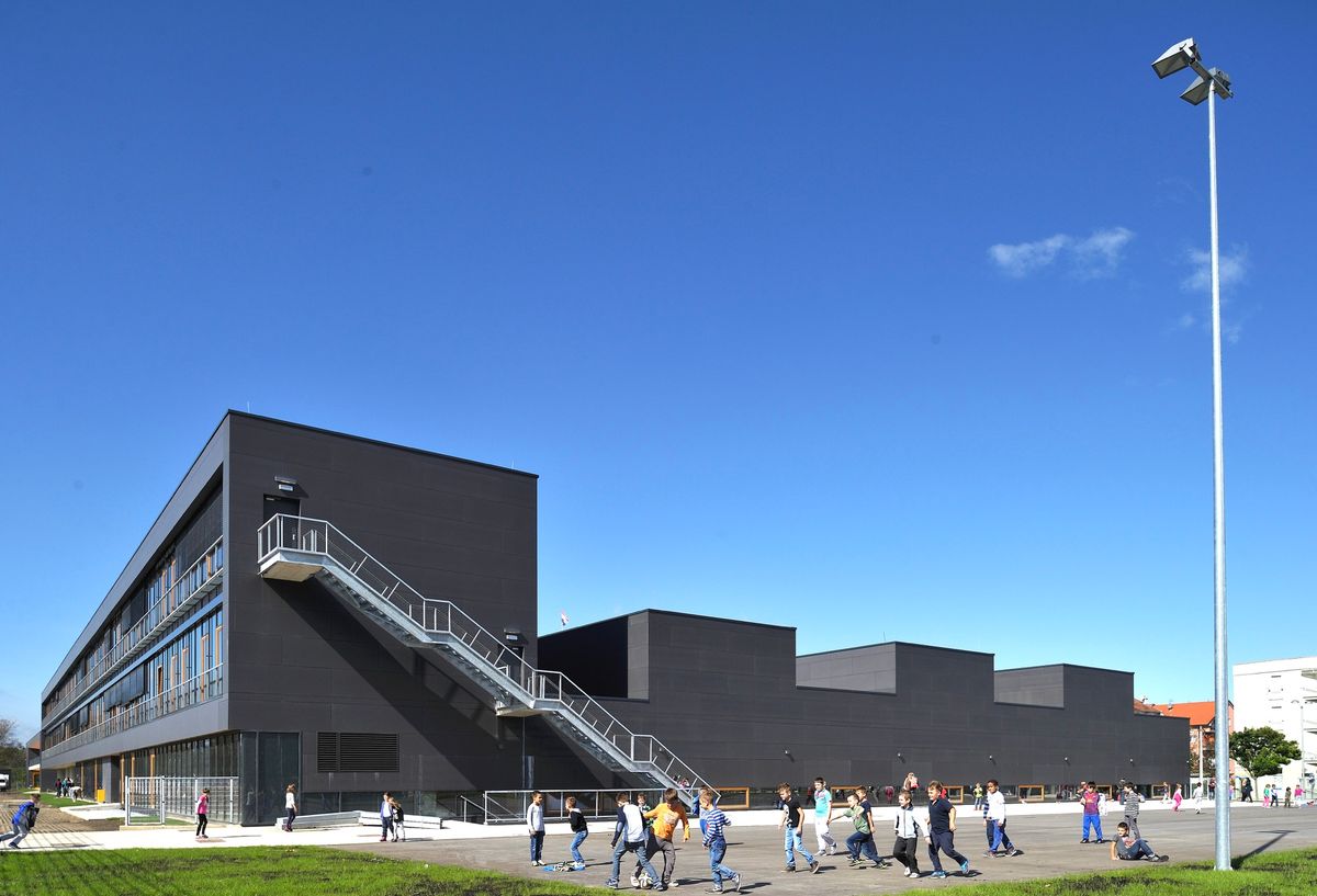 Odgojno-obrazovni kompleks Kajzerica - Javni objekti - 1694