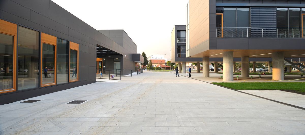 Odgojno-obrazovni kompleks Kajzerica - Javni objekti - 1695