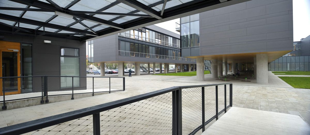 Odgojno-obrazovni kompleks Kajzerica - Javni objekti - 1696