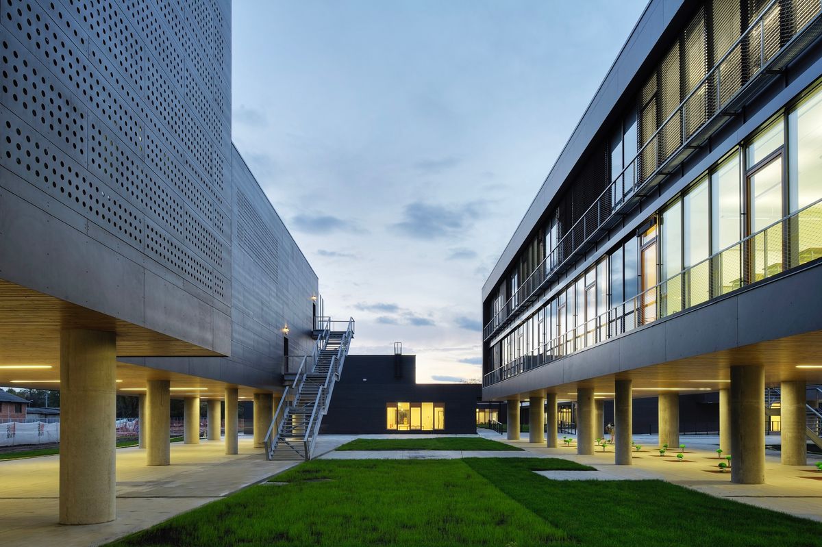 Odgojno-obrazovni kompleks Kajzerica - Javni objekti - 1702