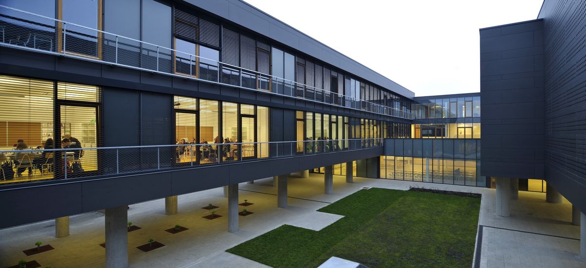 Odgojno-obrazovni kompleks Kajzerica - Javni objekti - 1703