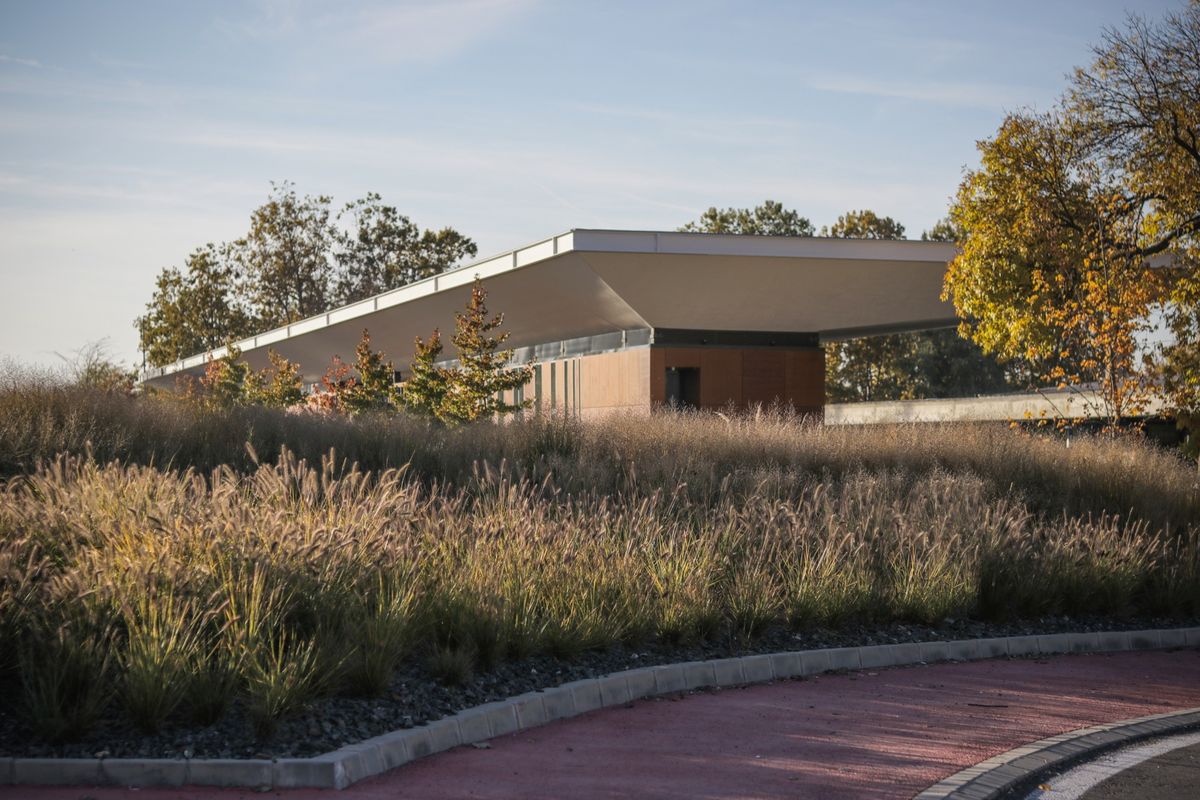 Autobusni kolodvor Slavonski Brod - Javni objekti - 1758