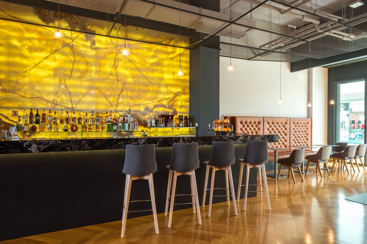 Interijer splitskog lounge bara - Ugostiteljski objekti - 2366