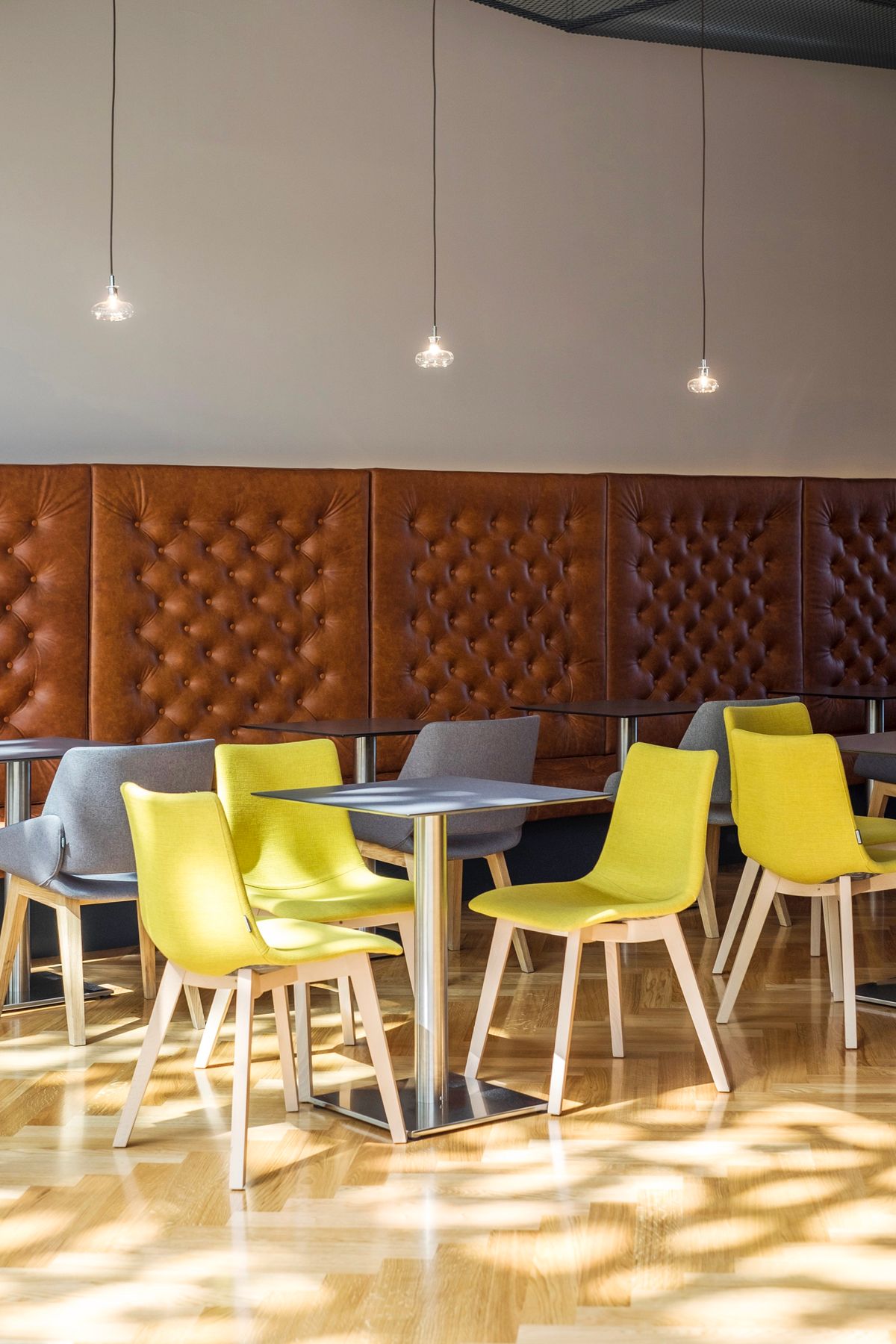 Interijer splitskog lounge bara - Ugostiteljski objekti - 2371