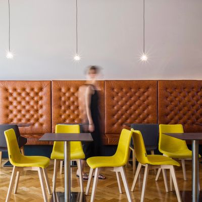 Interijer splitskog lounge bara