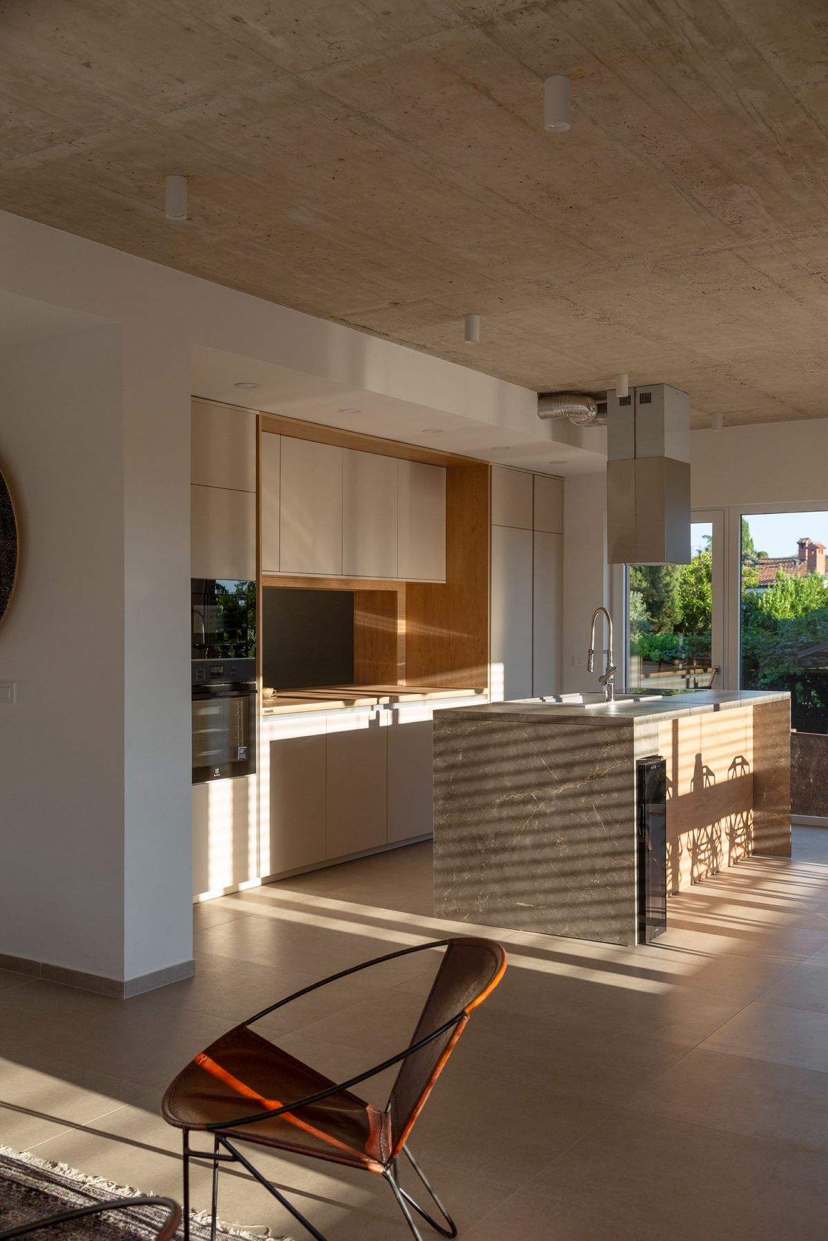 Kuća ispod borova - Kuće - 1972