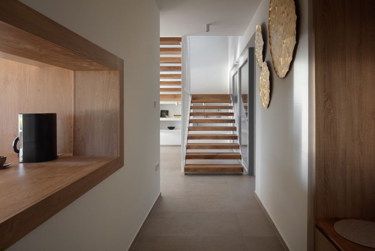 Kuća ispod borova - Kuće - 1974