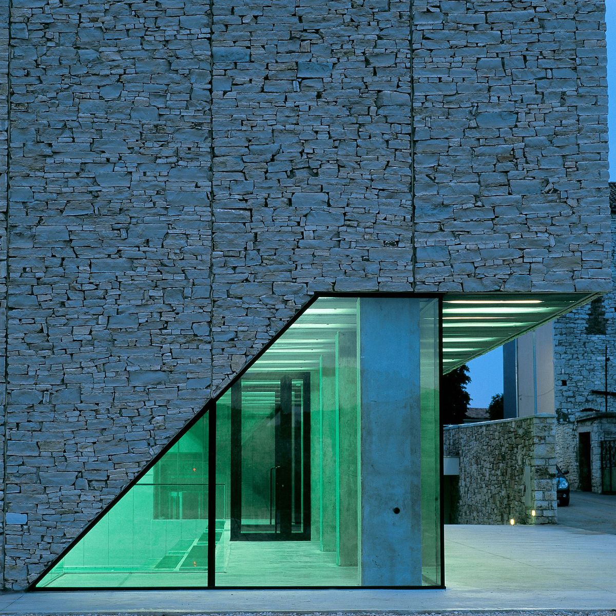 Sportska dvorana Bale - Javni objekti - 217