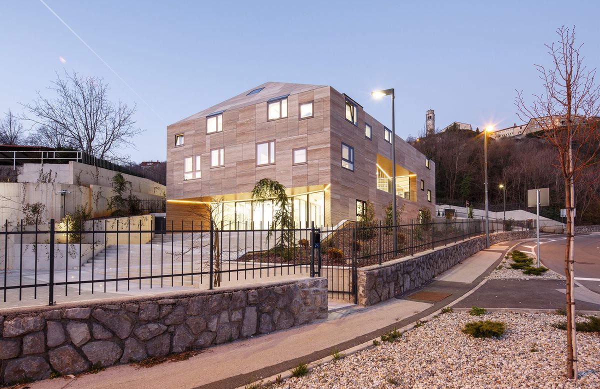 Castua pentagon – kastavski peterokut - Poslovni prostori - 2201