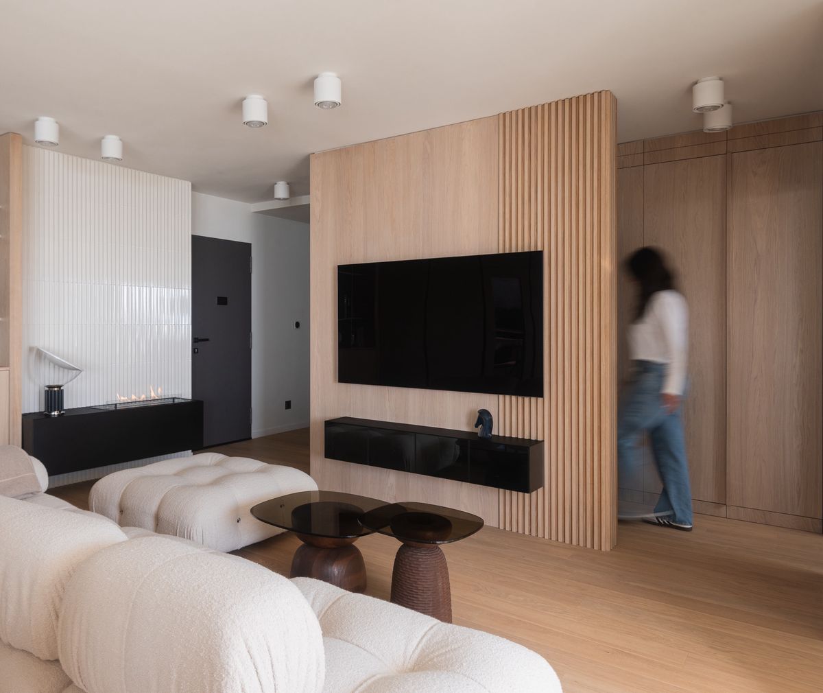 StanM01.DWG - Interijer stana - 2313