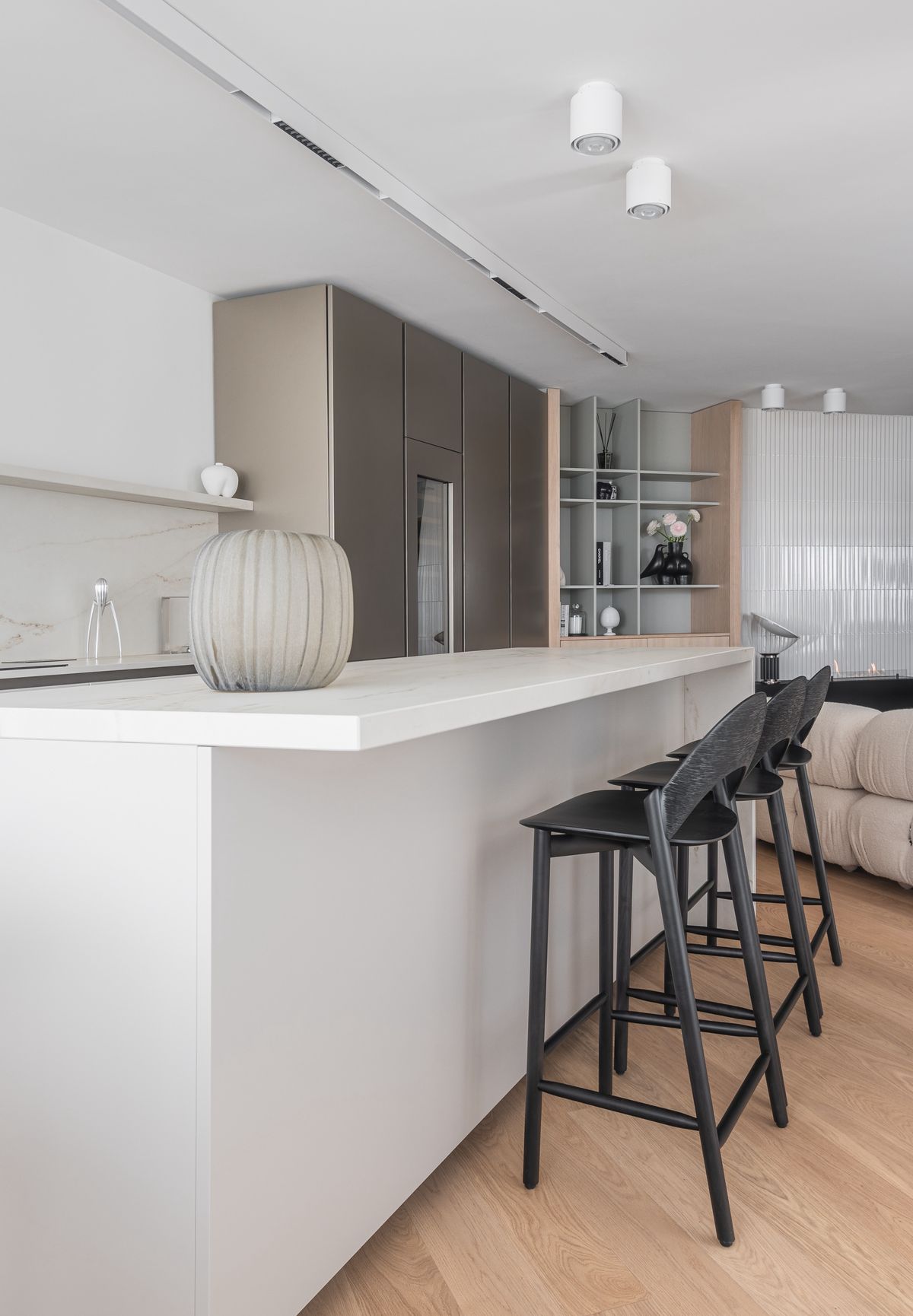 StanM01.DWG - Interijer stana - 2323